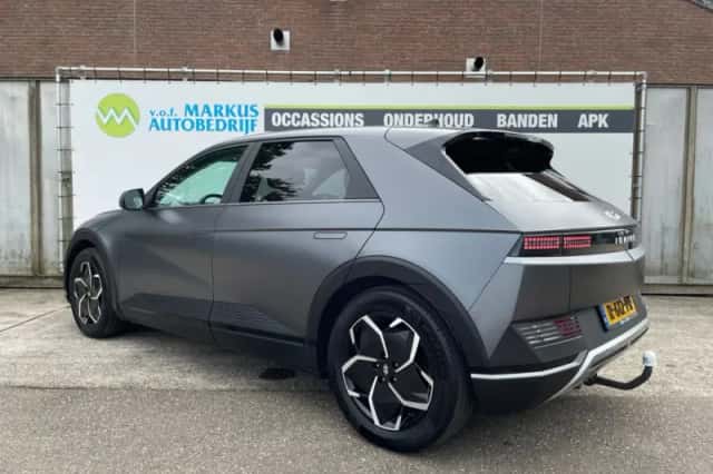 Hyundai Ioniq 5 (2022) thumbnail 3