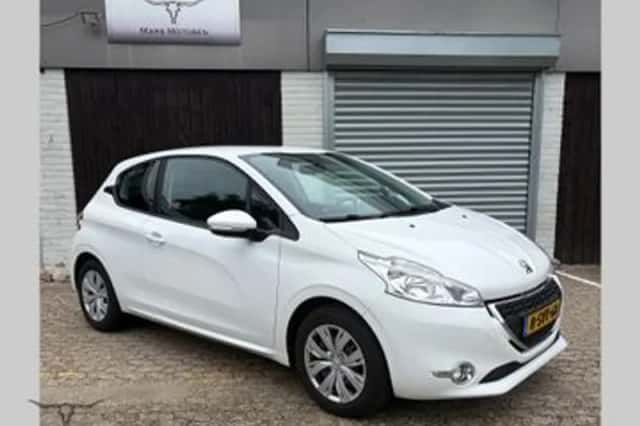 Peugeot 208 (2013) thumbnail 1