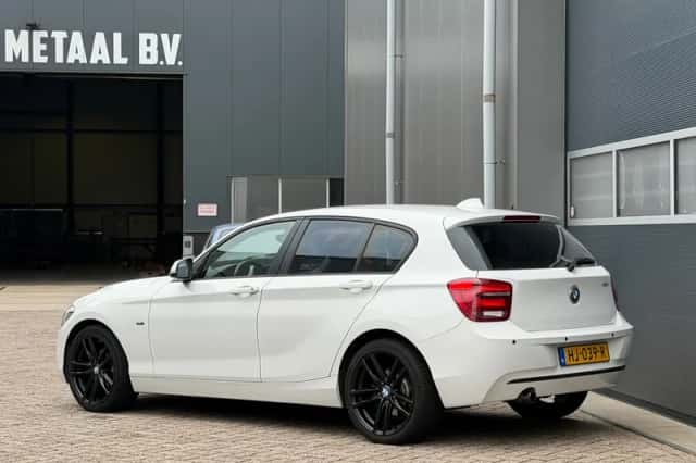 BMW 1-Serie (2015) thumbnail 3