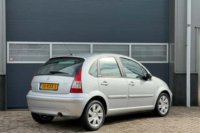Citroën C3 (2008) thumbnail 4