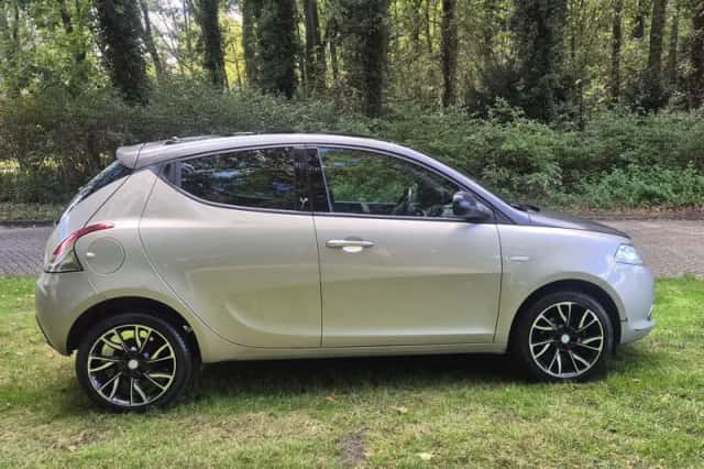 Lancia Ypsilon (2014) thumbnail 6