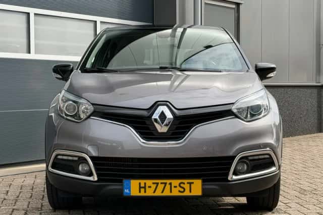 Renault Captur (2014) thumbnail 4
