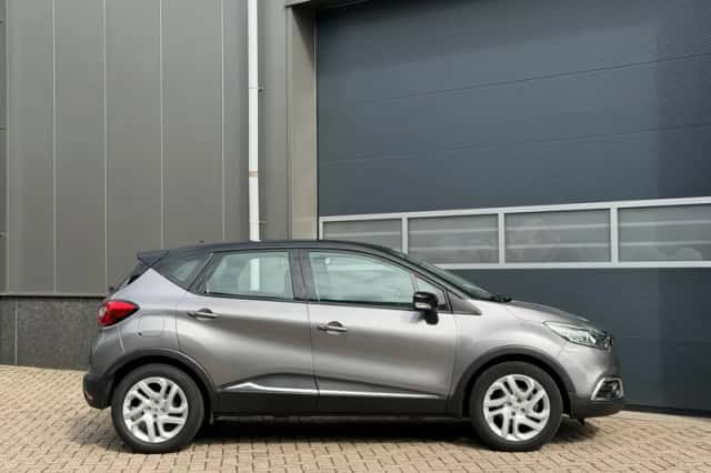 Renault Captur (2014) thumbnail 6