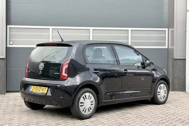 Volkswagen Up! (2013) thumbnail 5