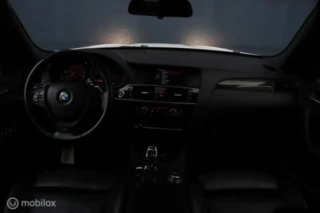 BMW X3 (2014) thumbnail 3