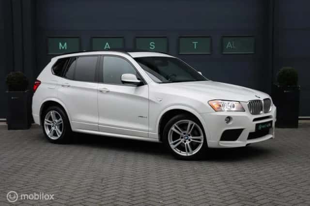 BMW X3 (2014) thumbnail 4