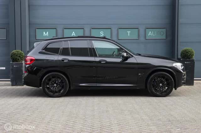 BMW X3 (2021) thumbnail 5