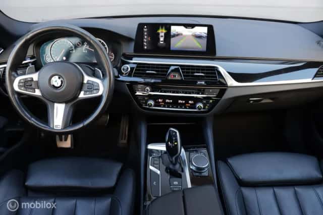 BMW 5-Serie (2017) thumbnail 3