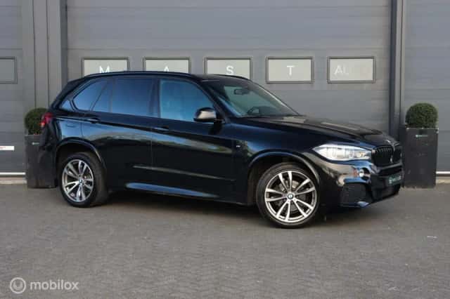 BMW X5 (2014) thumbnail 4