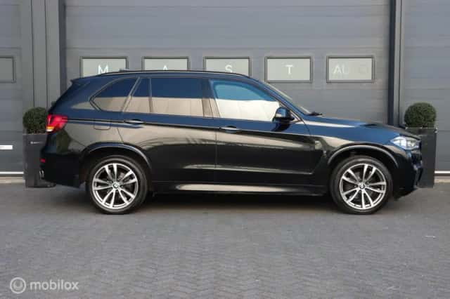 BMW X5 (2014) thumbnail 5