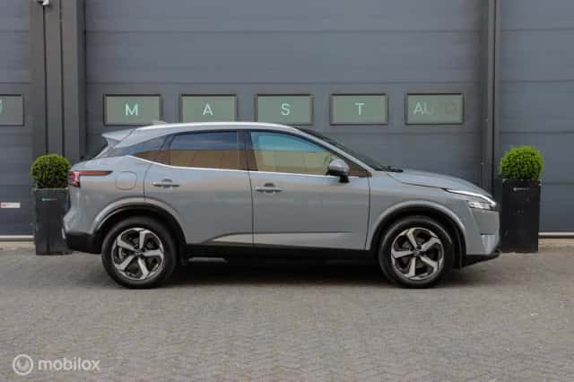 Nissan Qashqai (2024) thumbnail 5