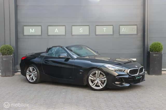 BMW Z4 (2024) thumbnail 4