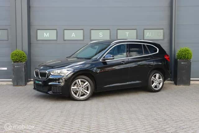 BMW X1 (2017) thumbnail 1