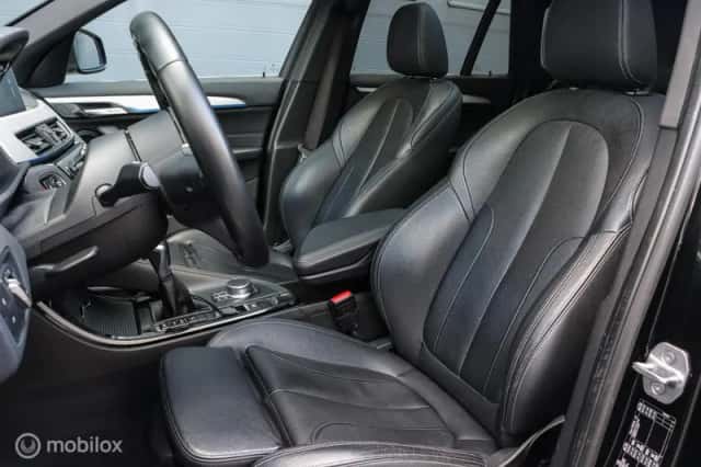 BMW X1 (2017) thumbnail 6