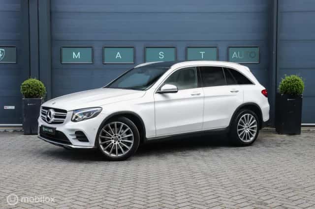 Mercedes-Benz GLC-Klasse (2018) thumbnail 1