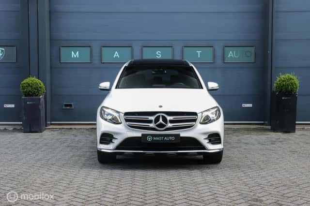 Mercedes-Benz GLC-Klasse (2018) thumbnail 2