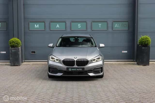 BMW 1-Serie (2024) thumbnail 2