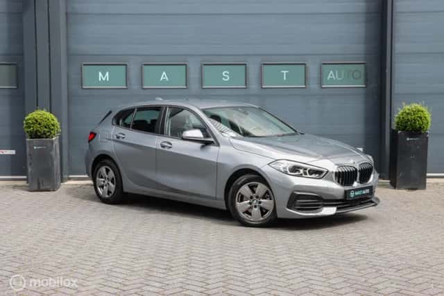 BMW 1-Serie (2024) thumbnail 4