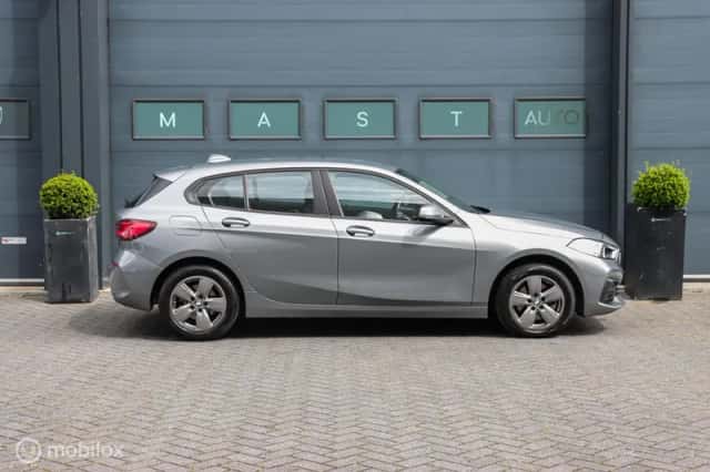 BMW 1-Serie (2024) thumbnail 5