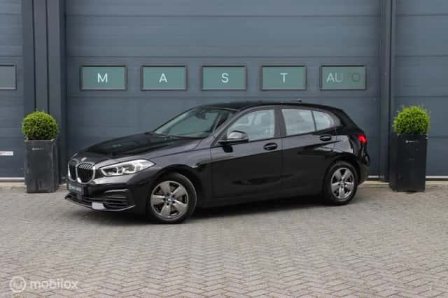 BMW 1-Serie (2024) thumbnail 1
