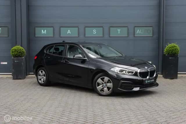 BMW 1-Serie (2024) thumbnail 4