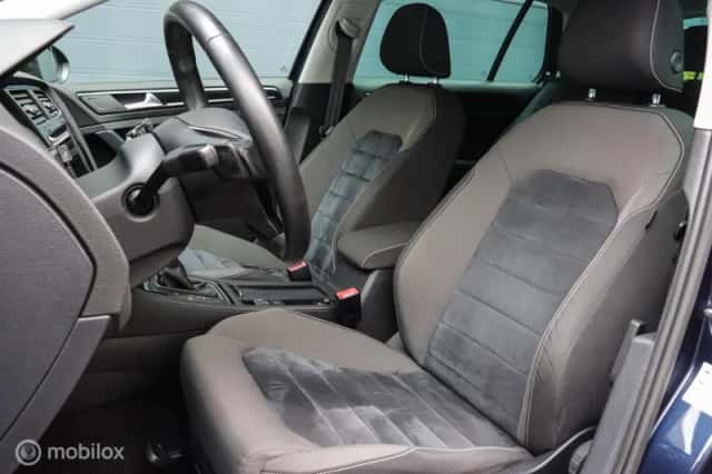 Volkswagen Golf (2013) thumbnail 6