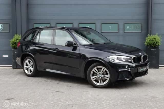 BMW X5 (2016) thumbnail 4