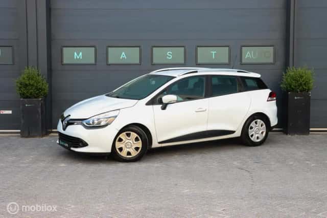 Renault Clio (2013) thumbnail 1