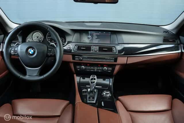 BMW 5-Serie (2012) thumbnail 3