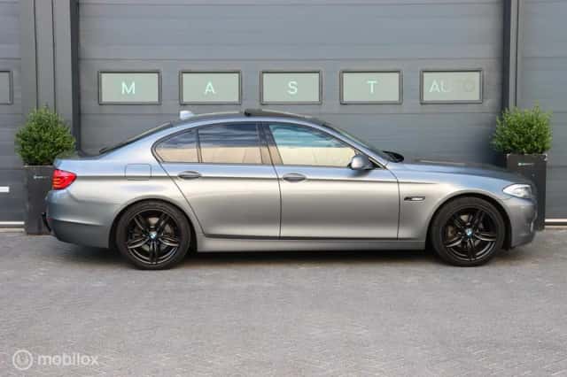 BMW 5-Serie (2012) thumbnail 5