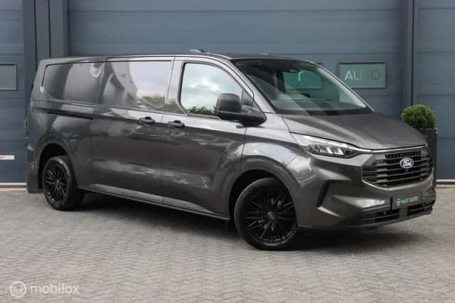 Ford Transit Custom (2024) thumbnail 4