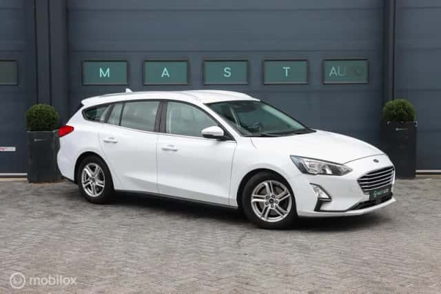 Ford Focus (2019) thumbnail 4