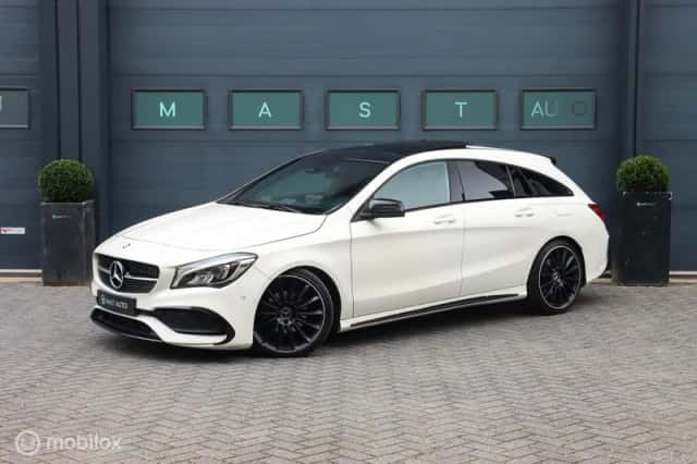 Mercedes-Benz CLA-Klasse (2017) thumbnail 1