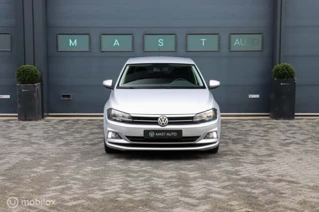 Volkswagen Polo (2020) thumbnail 2