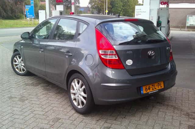 Hyundai i30 (2008) thumbnail 3