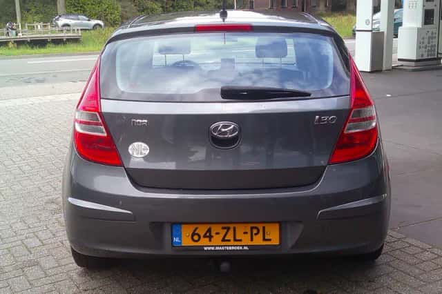 Hyundai i30 (2008) thumbnail 4