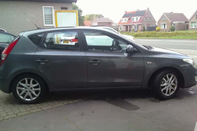 Hyundai i30 (2008) thumbnail 6