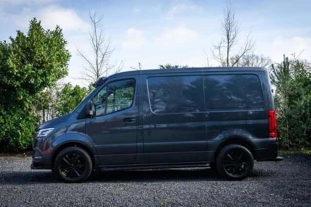 Mercedes-Benz Sprinter (2019) thumbnail 2