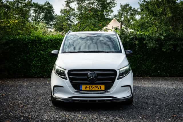 Mercedes-Benz Vito (2024) thumbnail 4