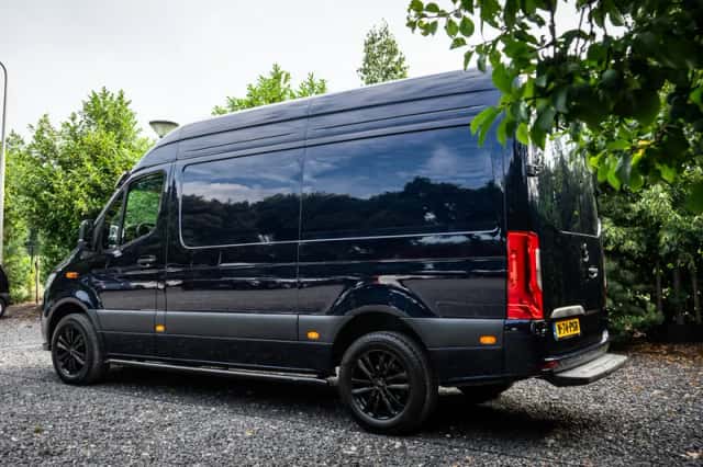 Mercedes-Benz Sprinter (2024) thumbnail 3