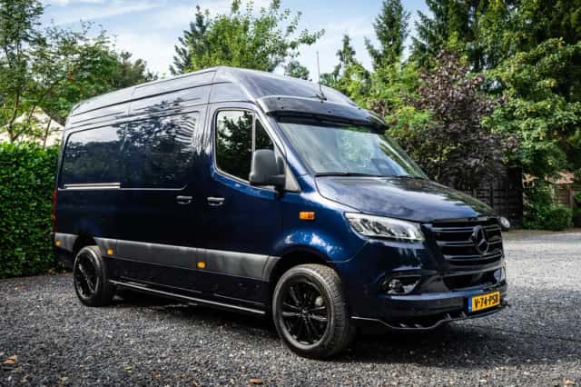 Mercedes-Benz Sprinter (2024) thumbnail 5