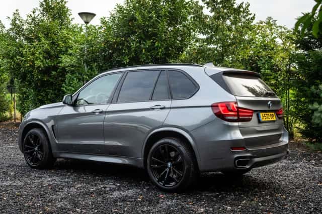 BMW X5 (2017) thumbnail 3