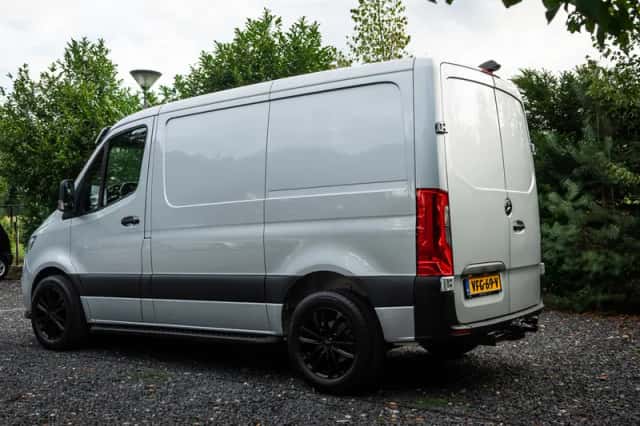Mercedes-Benz Sprinter (2020) thumbnail 3