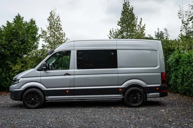 Volkswagen Crafter (2022) thumbnail 2