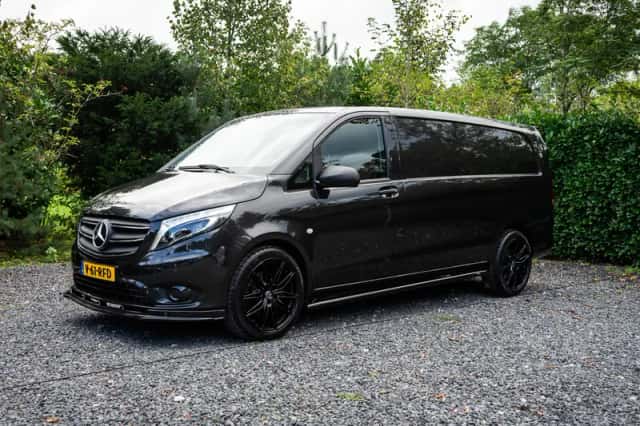 Mercedes-Benz Vito (2022) thumbnail 1