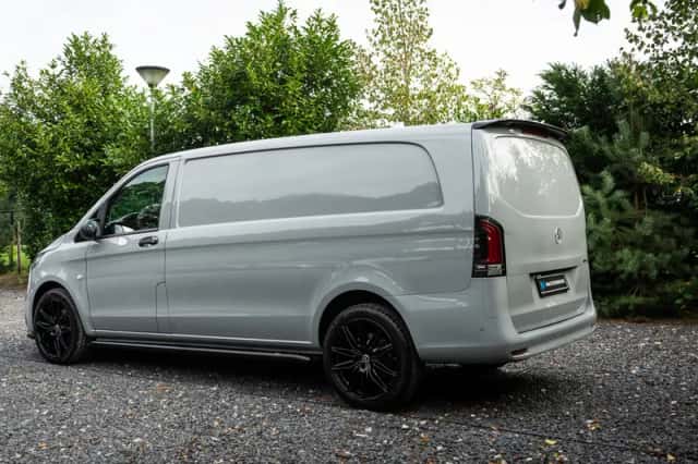 Mercedes-Benz Vito (2024) thumbnail 3