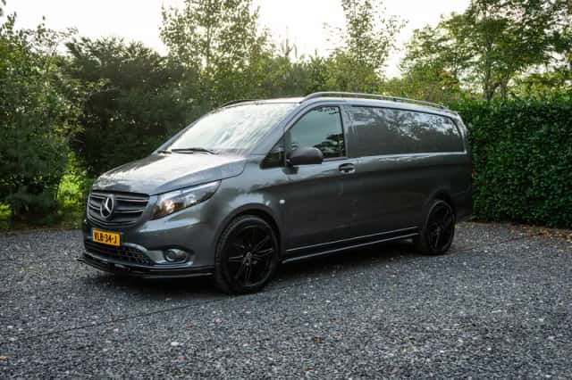 Mercedes-Benz Vito (2021) thumbnail 1