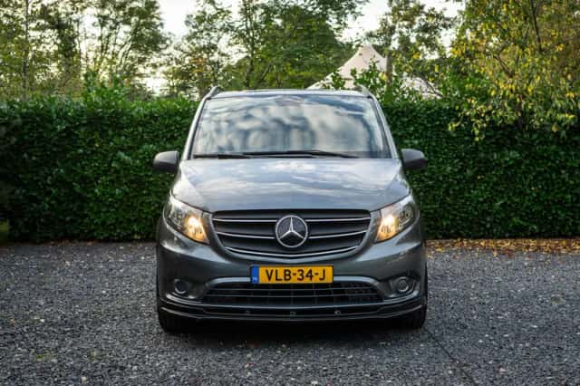 Mercedes-Benz Vito (2021) thumbnail 4