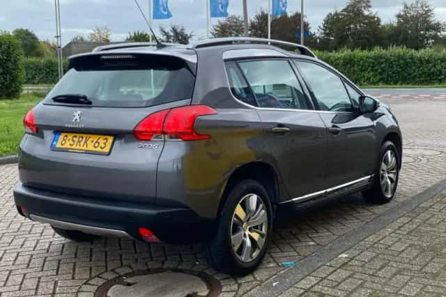 Peugeot 2008 (2013) thumbnail 5