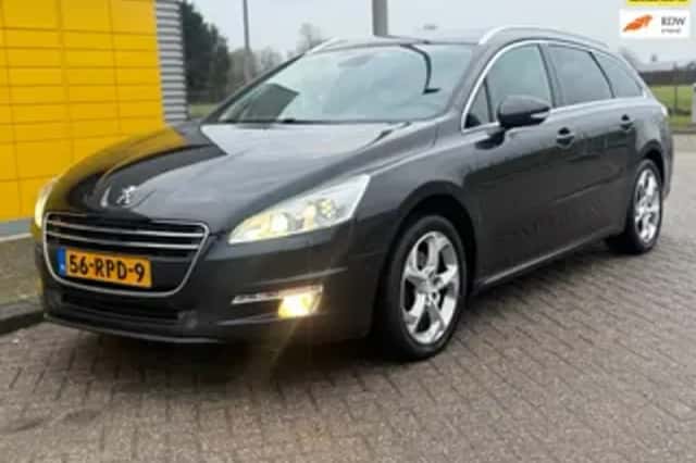 Peugeot 508 (2011) thumbnail 1